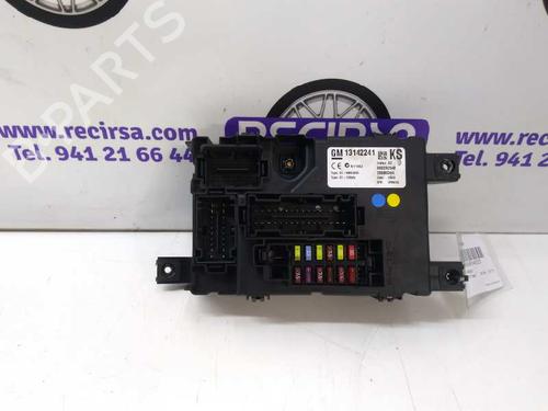 Used Fuse box OPEL CORSA D (S07) [2006-2015]  9464462