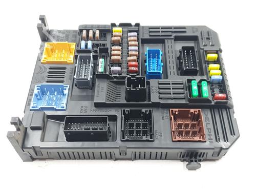 Fuse box CITROËN C3 III (SX) 1.2 VTi 82 | BP38597693E1 - Image 4
