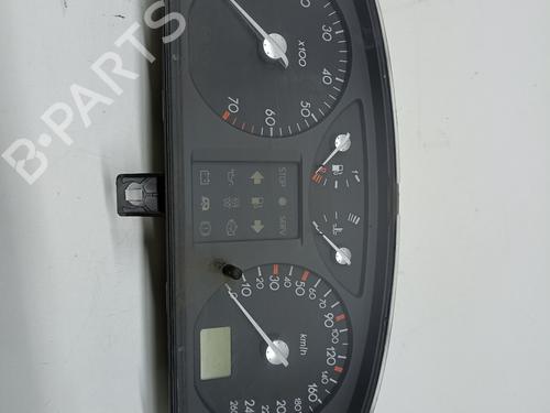 Used Instrument cluster RENAULT LAGUNA II (BG0/1_) [2001-2007]  9465045