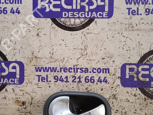 Used Front left interior door handle RENAULT CLIO III (BR0/1, CR0/1) [2005-2014]  9466673