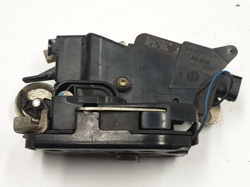 front-right-lock-mercedes-benz-vito-mixto-van-w639-2003-36779410 main image