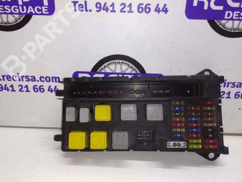 Used Fuse box Fuse box MERCEDES-BENZ SPRINTER 4,6-t Platform/Chassis (B906) 415 CDI (906.153, 906.155, 906.253, 906.255) (150 hp) 9461714 9461714