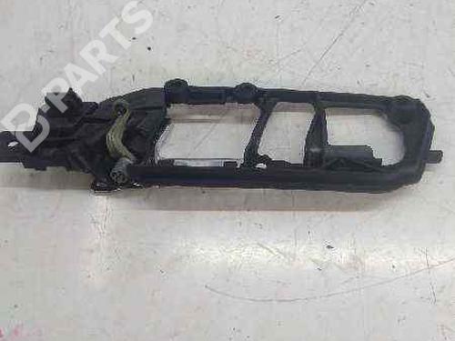 Used Front right interior door handle Front right interior door handle VW POLO (9N_, 9A_) 1.4 16V (75 hp) 9477296 9477296