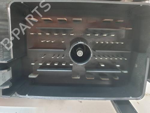 Fuse box OPEL ASTRA J (P10) | BP15585761E1