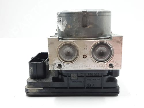Used ABS pump RENAULT MEGANE IV Hatchback (B9A/M/N_) 1.5 dCi 110 (B9A3) (110 hp) 27252153