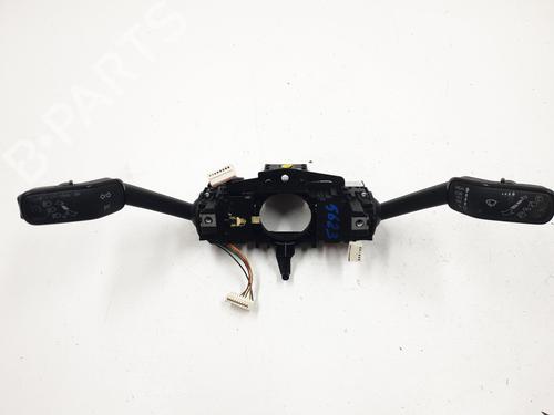 switch-seat-leon-5f1-2012-2013-2014-2015-2016-2017-2018-2019-2020-2021-38539417 main image