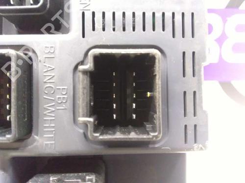 Fuse box PEUGEOT 308 I (4A_, 4C_)  | BP9472093E1 