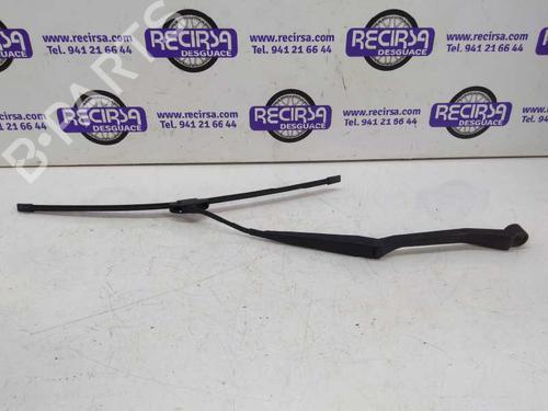 Front windshield wiper arm TOYOTA RAV 4 II (_A2_) 2.0 D 4WD (CLA20_, CLA21_, CLA20R, CLA21R) BP9465296C143