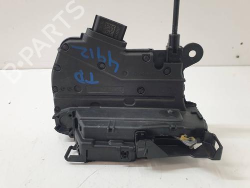 Høyre bak lås SMART FORFOUR Hatchback (453) electric drive (453.091) (82 hp) 14907894