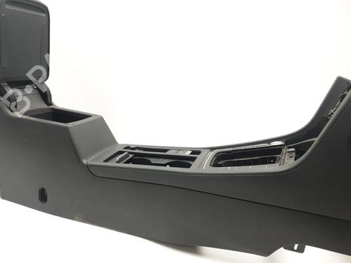 Armrest / Center console VW GOLF VII (5G1, BQ1, BE1, BE2) 1.6 TDI 4motion | BP32471002I20