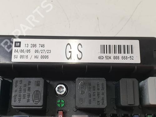 Fuse box OPEL ASTRA H GTC (A04)  | BP16213545E1 