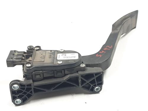 Pedal NISSAN NAVARA NP300 (D40) 2.5 dCi 4WD (D40TT, D40T, D40M, D40BB) | BP31832346I4