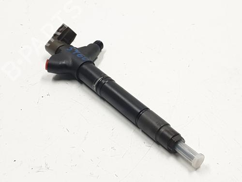 Used Injector TOYOTA VERSO (_R2_) 2.0 D-4D (AUR20_, AUR20R) (126 hp) 32411888