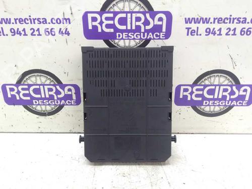 Fuse box PEUGEOT 308 I (4A_, 4C_)  | BP9467452E1 