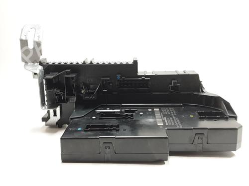 Used Fuse box MERCEDES-BENZ C-CLASS (W204) C 180 CDI (204.000) (120 hp) 28025708