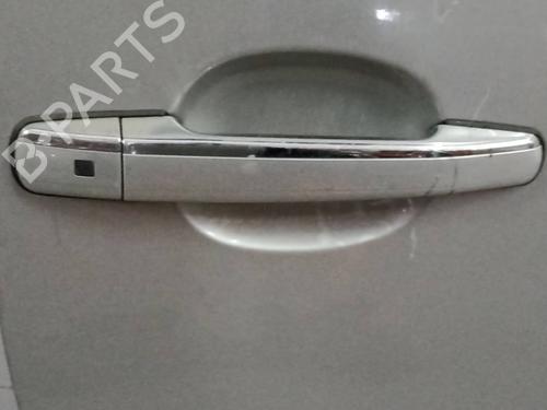 Used Front right exterior door handle MERCEDES-BENZ CLK (C208) [1997-2003]  16070495