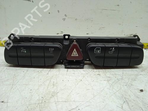 Used Switch MERCEDES-BENZ CLK (C209) [2002-2010]  9470839