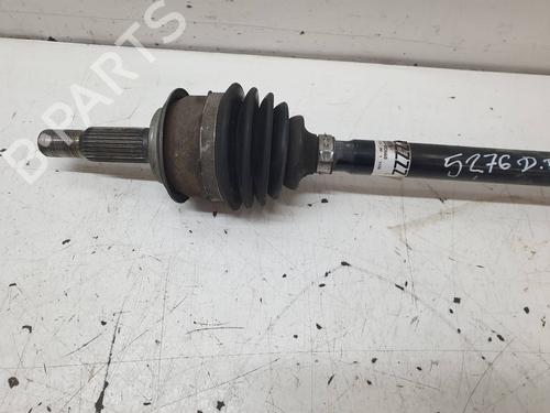 Right front driveshaft TOYOTA YARIS (_P13_) 1.5 Hybrid (NHP130_, NHP130) | BP24802744M39 