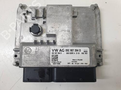 Used Engine control unit (ECU) VW POLO VI (AW1, BZ1, AE1) [2017-2025]  17155325