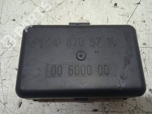 electronic-module-mercedes-benz-s-class-w220-s-320-cdi-220026-220126-2108205710-1998-1999-2000-2001-2002-2003-2004-2005-10506961 main image