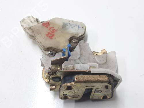 Used Rear left lock NISSAN X-TRAIL I (T30) 2.2 dCi 4x4 (136 hp) 28722312