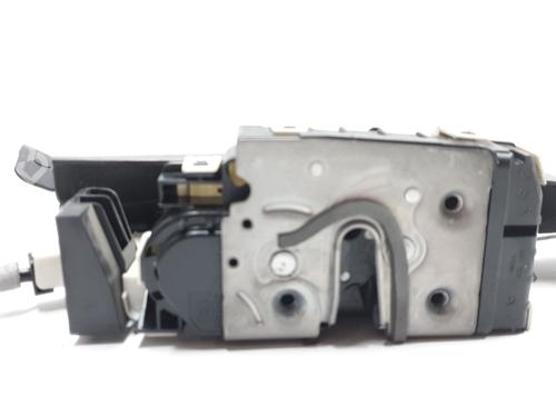 Front left lock MERCEDES-BENZ C-CLASS (W204) C 180 CDI (204.000) | BP28025698C98 