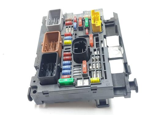 Sikringsdåse Sikringsdåse CITROËN C5 III (RD_) 2.0 HDi (RDRHD8, RDRHDJ, RDRHR8, RDRHRJ) (136 hp) 34435197 34435197