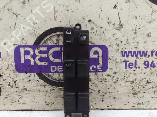 Used Left front window switch NISSAN ALMERA II Hatchback (N16) [2000-2025]  9479330