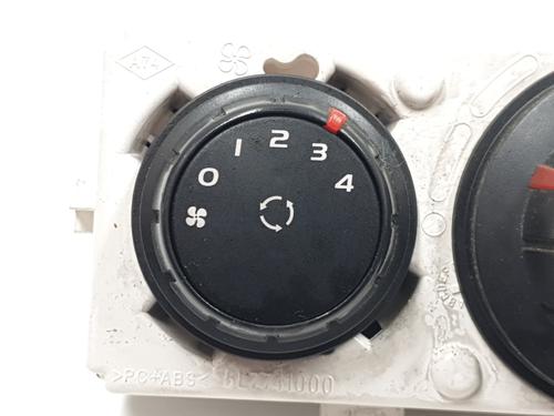 Climate control RENAULT MASTER III Bus (JV) 2.3 dCi 110 FWD (JV0R, JV0W) | BP29977687I5