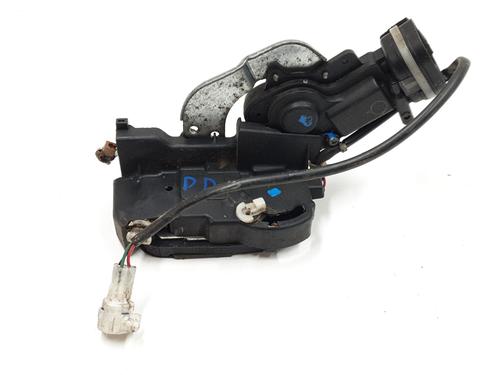 Used Front right lock Front right lock SUZUKI GRAND VITARA I (FT, HT) 2.0 HDI 110 16V 4x4 (SQ420D, TD83V, JA420WD) (109 hp) 9478847 9478847
