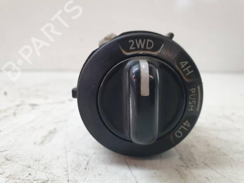 Used Switch NISSAN NAVARA NP300 (D40) [2004-2025]  25882196