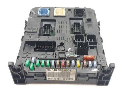 Caixa de fusíveis Caixa de fusíveis CITROËN C5 III (RD_) 2.0 HDi (RDRHD8, RDRHDJ, RDRHR8, RDRHRJ) (136 hp) 34435200 34435200