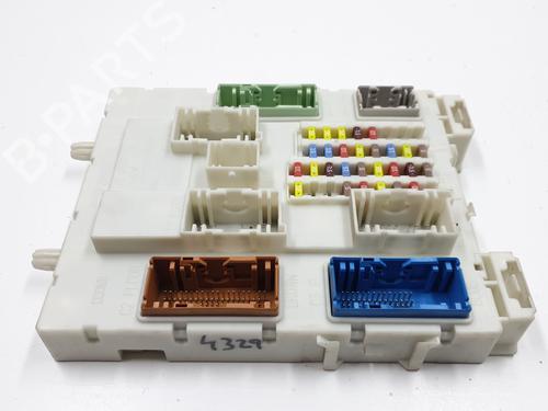 Used Fuse box Fuse box FORD FOCUS III Saloon 1.6 TDCi (115 hp) 35951311 35951311