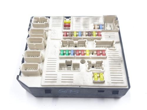 Used Fuse box Fuse box 39118569 39118569