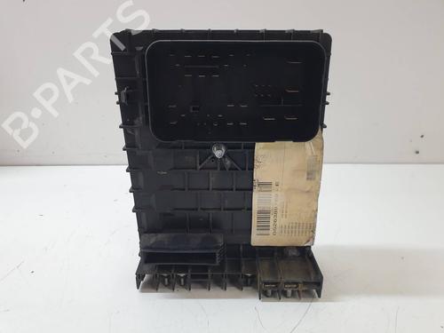 Fuse box VW TOURAN (1T1, 1T2)  | BP18708206E1 