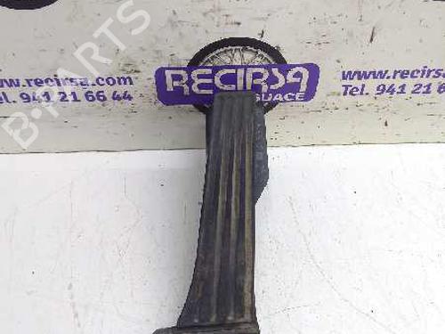 Used Pedal BMW 1 (E87) 118 d (143 hp) 9482618
