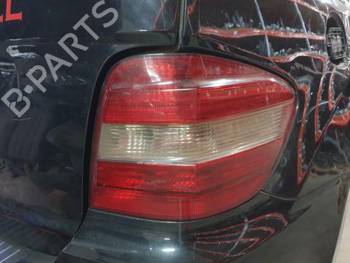 Used Right taillight MERCEDES-BENZ M-CLASS (W164) [2005-2012]  16248005