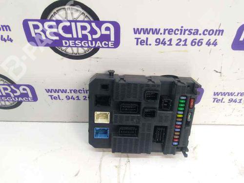 Used Fuse box Fuse box CITROËN C4 Coupe (LA_) 1.6 HDi (109 hp) 9474498 9474498