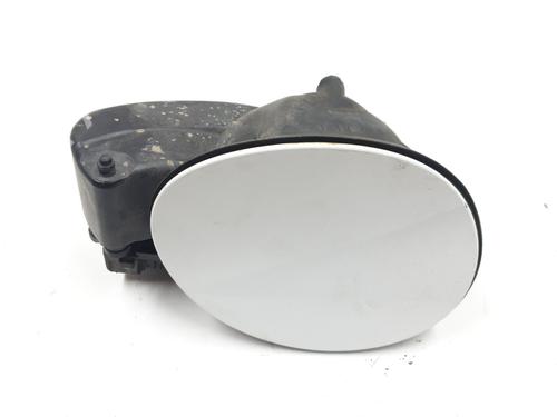 fuel-flap-land-rover-range-rover-evoque-l538-2011-2012-2013-2014-2015-2016-2017-2018-2019-36221636 main image