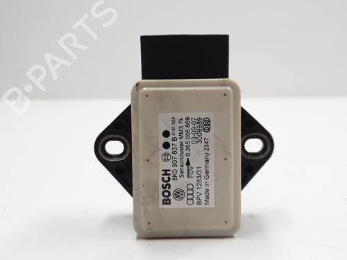 Used Electronic sensor AUDI A4 B8 (8K2) [2007-2017]  17443944