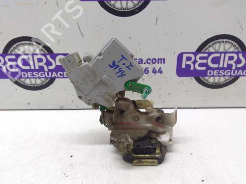 Used Rear left lock NISSAN TERRANO II (R20) [1992-2007]  9470357