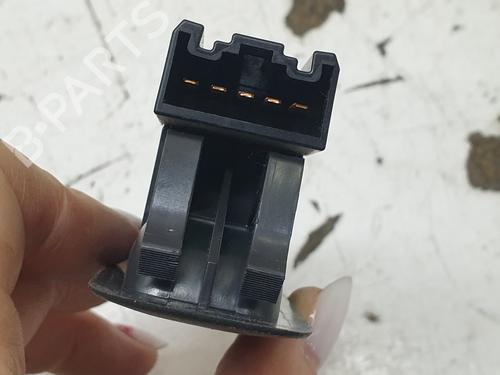 Right front window switch SUZUKI JIMNY Closed Off-Road Vehicle (SN)  | BP9480576I26 