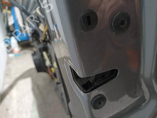 Used Front right lock VW GOLF VI (5K1) 1.6 TDI (105 hp) 24578281