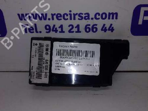 Used Radio SEAT IBIZA IV SC (6J1, 6P5) [2008-2018]  9461642