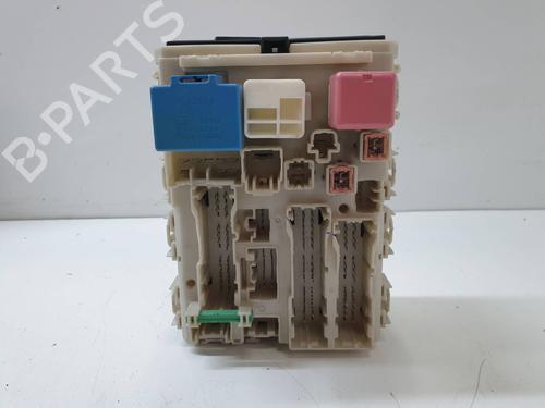Used Fuse box TOYOTA VERSO (_R2_) 1.8 (ZGR21_, ZGR21R) (147 hp) 16124716