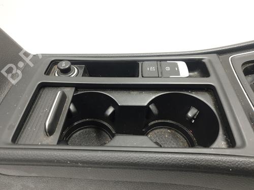Armrest / Center console VW GOLF VII (5G1, BQ1, BE1, BE2) 1.6 TDI 4motion | BP32471002I20