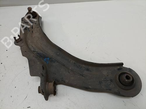 Used Right front suspension arm RENAULT SCÉNIC II (JM0/1_) [2003-2010]  12542583