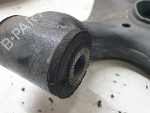 Right front suspension arm TOYOTA AURIS (_E18_) 1.8 Hybrid (ZWE186_, ZWE186R) | BP24995258M13 