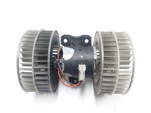 Used Heater blower motor Heater blower motor MERCEDES-BENZ VITO / MIXTO Van (W639) 111 CDI (639.601, 639.603, 639.605) (109 hp) 37793250 37793250