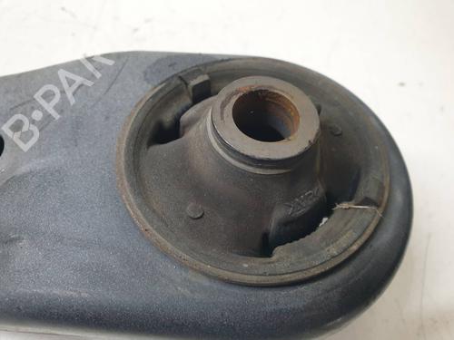 Right front suspension arm TOYOTA AURIS (_E18_) 1.8 Hybrid (ZWE186_, ZWE186R) | BP24995258M13 